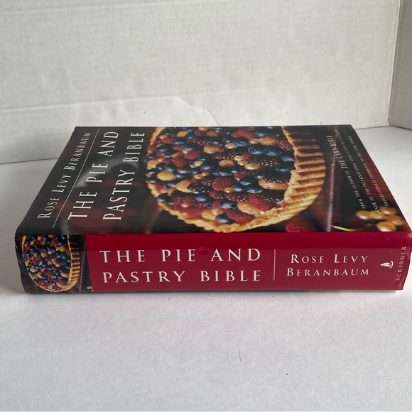 The Pie and Pastry Cookbook - Picture 6 of 12